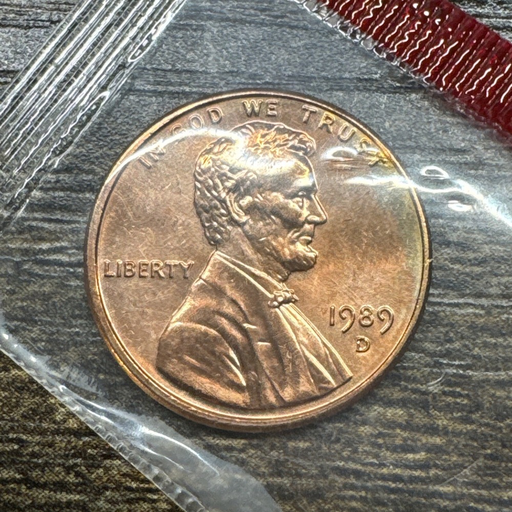 1989 D Lincoln Memorial Cent / Penny in Original Mint Cello BU Uncirculated Gem